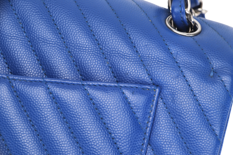 CHANEL CLASSIC DOUBLE FLAP (2247xxxx) JUMBO BLUE CHEVRON CAVIAR LEATHER SILVER HARDWARE, WITH DUST COVER