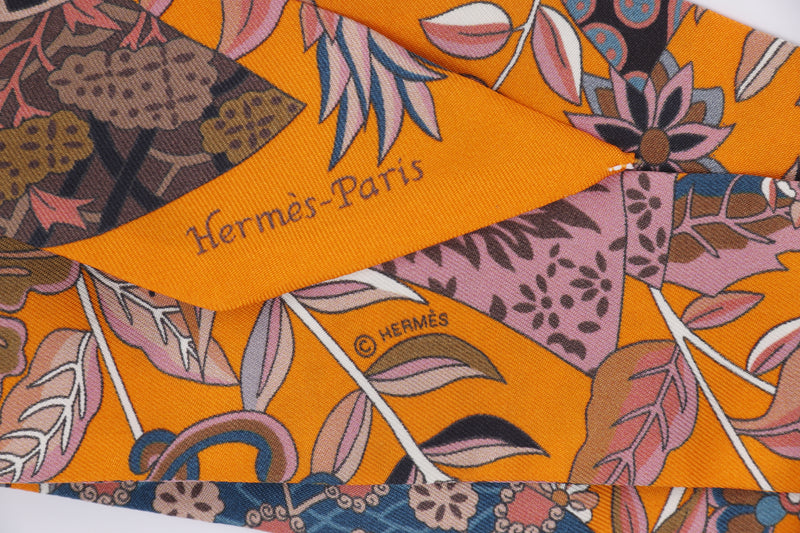 HERMES FLEURS ET PAPILONS DE TISSUS TWILLY, ORANGE & BROWN COLOR SILK, WITH BOX
