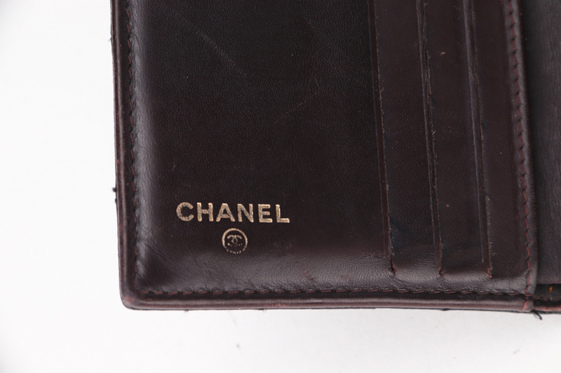 CHANEL CLASSIC SMALL WALLET (2068xxxx) BLACK CAVIAR LEATHER GOLD HARDWARE, WITH CARD & BOX