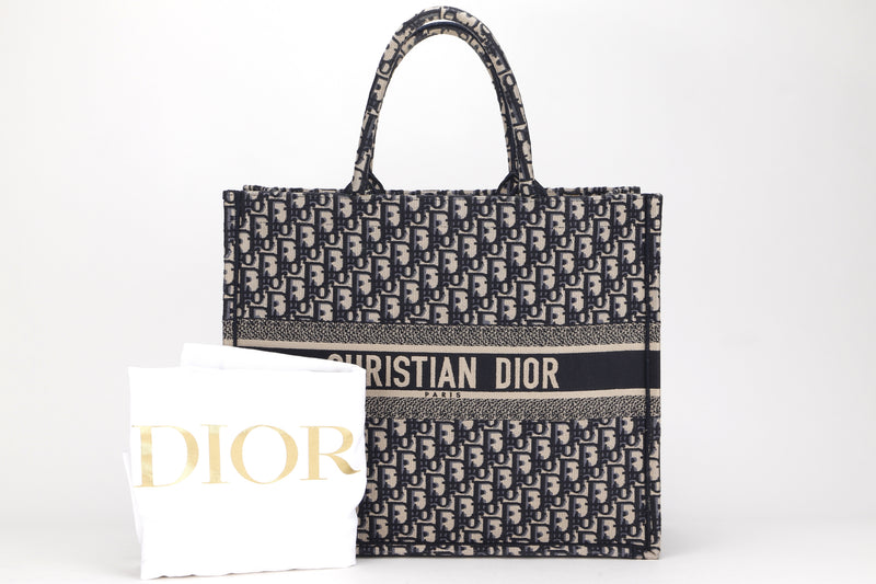 CHRISTIAN DIOR BOOK TOTE (50-MA-0292) LARGE BLUE OBLIQUE CANVAS, WITH DUST COVER