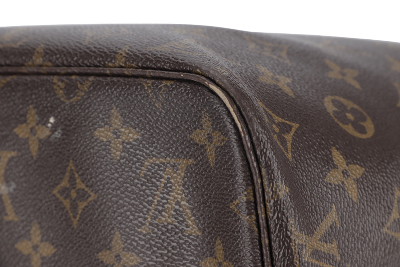 LOUIS VUITTON NEVERFULL MM MONOGRAM CANVAS WITH SMALL POUCH GOLD HARDWARE