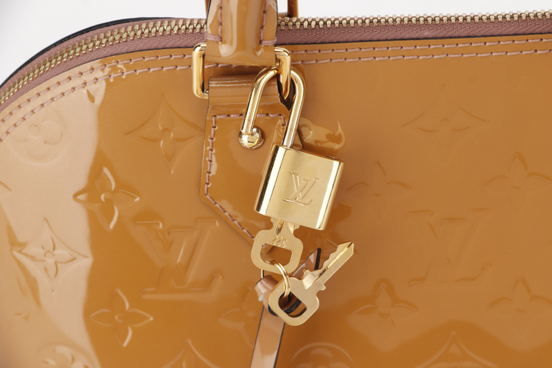 LOUIS VUITTON ALMA PM BROWN VERNIS LEATHER GOLD HARDWARE WITH DUST COVER, KEYS AND PADLOCK