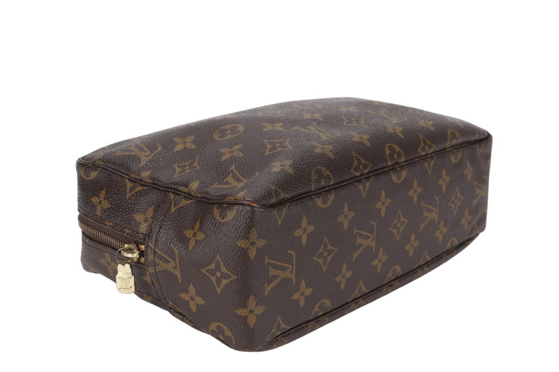 LOUIS VUITTON TROUSSE TOILLETTE 28CM MONOGRAM CANVAS GOLD HARDWARE