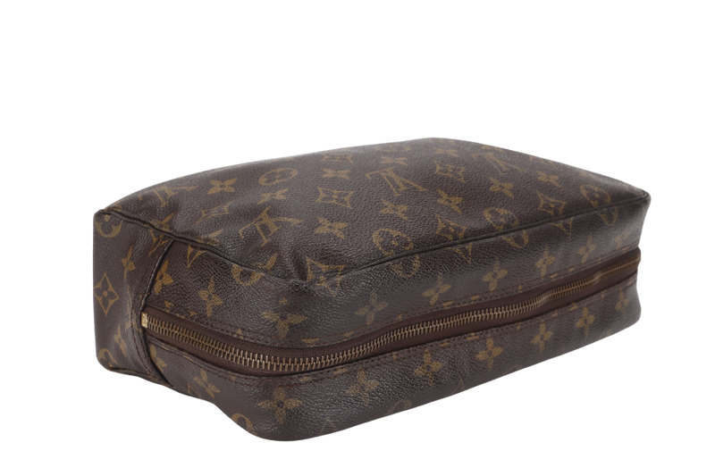 LOUIS VUITTON TROUSSE TOILLETTE 28CM MONOGRAM CANVAS GOLD HARDWARE