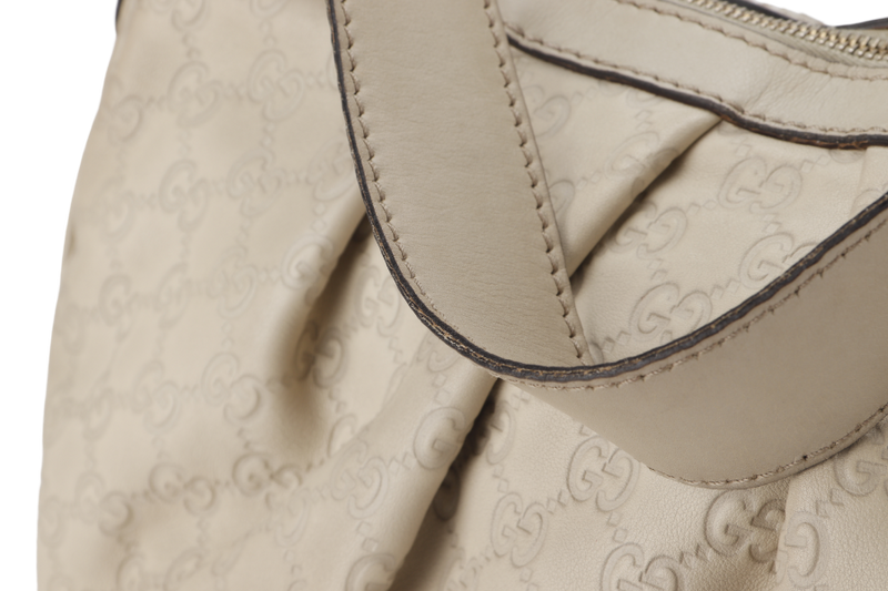 GUCCI WHITE GUCCISSIMA SUKEY SHOULDER BAG CALFSKIN LEATHER SILVER HARDWARE (232955 204991) WITH DUST COVER