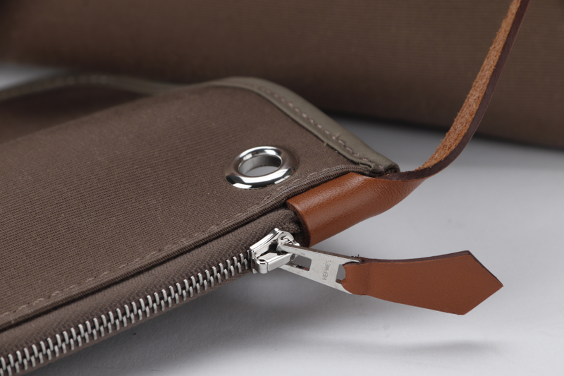 hermes herbag zip 31 khaki toile canvas vache hunter leather palladium hardware stamp c 2018 with pouch lock keys and dust cover