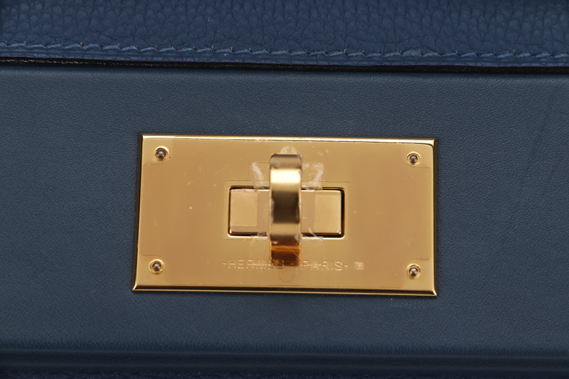 HERMES 24-24 29CM DEEP BLUE TAURILLON MAURICE VEAU SWIFT LEATHER GOLD HARDWARE STAMP Z (2021)  WITH STRAP, DUST COVER AND BOX