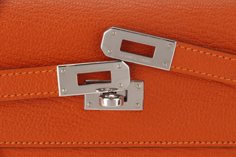 HERMES KELLY WALLET FEU CHEVRE LEATHER PALLADIUM HARDWARE STAMP T (2015) WITH DUST COVER