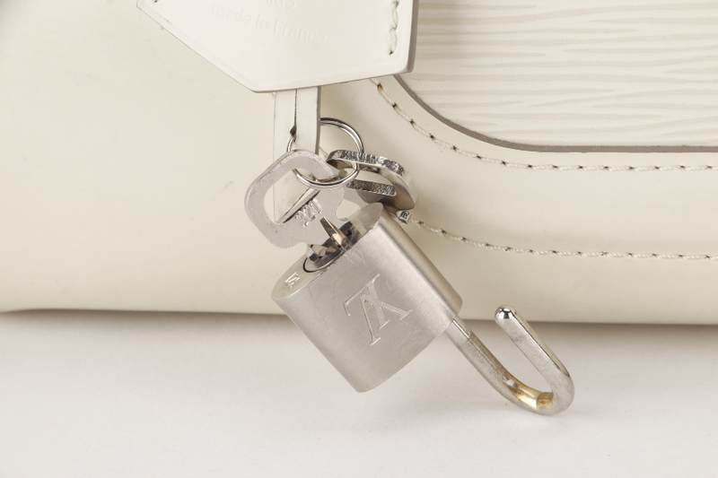 LOUIS VUITTON BOWLING MONTAIGNE PM (M6932J) WHITE EPI LEATHER SILVER HARDWARE WITH DUST COVER