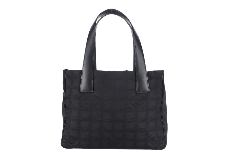 CHANEL TRAVEL LINE VINTAGE MEDIUM (8912xxxx) BLACK NYLON TOTE BAG