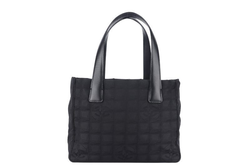 CHANEL TRAVEL LINE VINTAGE MEDIUM (8912xxxx) BLACK NYLON TOTE BAG