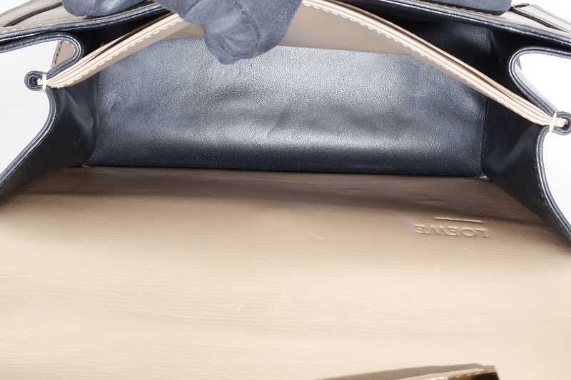 LOEWE BARCELONA MEDIUM BROWN LEATHER CALF LEATHER GOLD HARDWARE NO DUST COVER