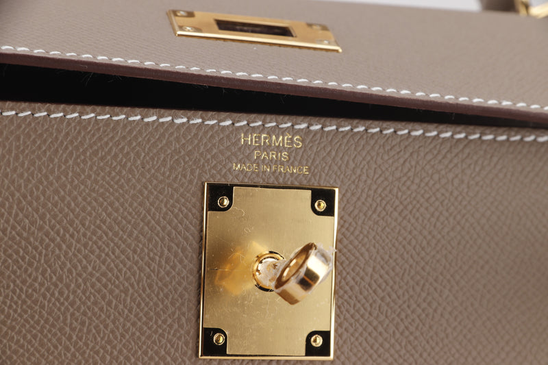 Hermes Kelly 28cm (Stamp B) Black Color Courcheval Leather, Gold Hardware,  with Strap, Lock, Keys & Dust Cover