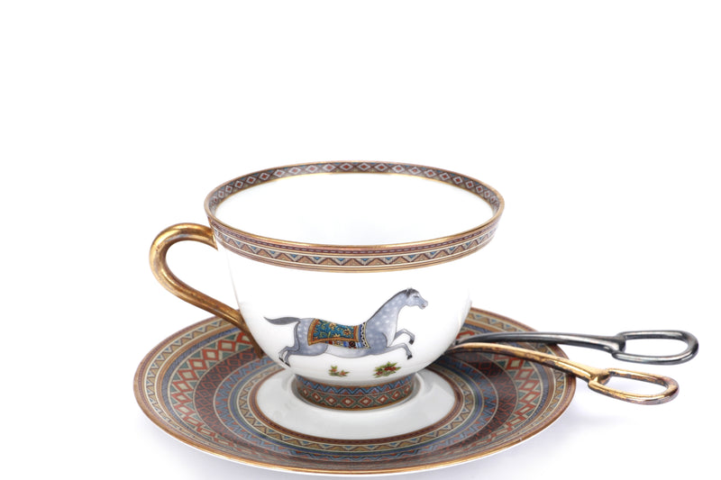 HERMES CHEVAL D'ORIENT 10CM CUP WITH SAUCER, WITH BOX