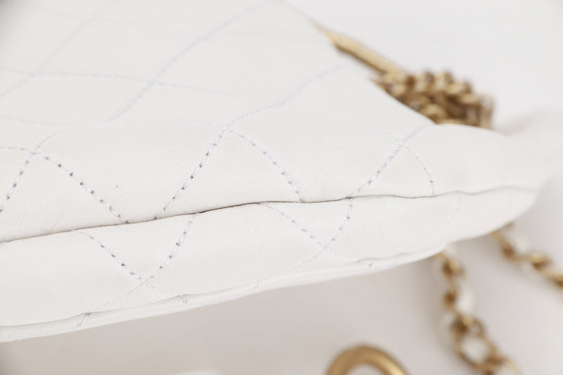 CHANEL ALL ABOUT CHAINS WAIST BAG (2817xxxx) WHITE QUILTED LAMBSKIN WITH GOLD CHAIN, WITH CARD, DUST COVER & BOX
