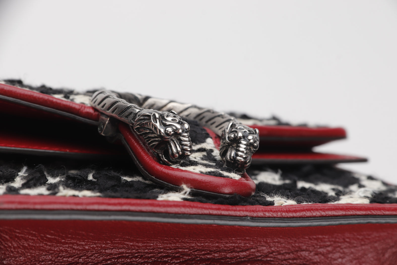 SL-0189-GUC_U_-10_1600x.jpg?v=