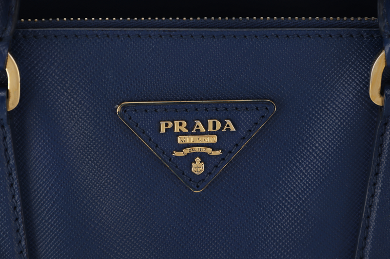 PRADA LARGE GALLERIA DOUBLE ZIP TOTE BLUE SAFFIANO LUX LEATHER GOLD HARDWARE S-N 25 WITH DUST COVER , NO CARD