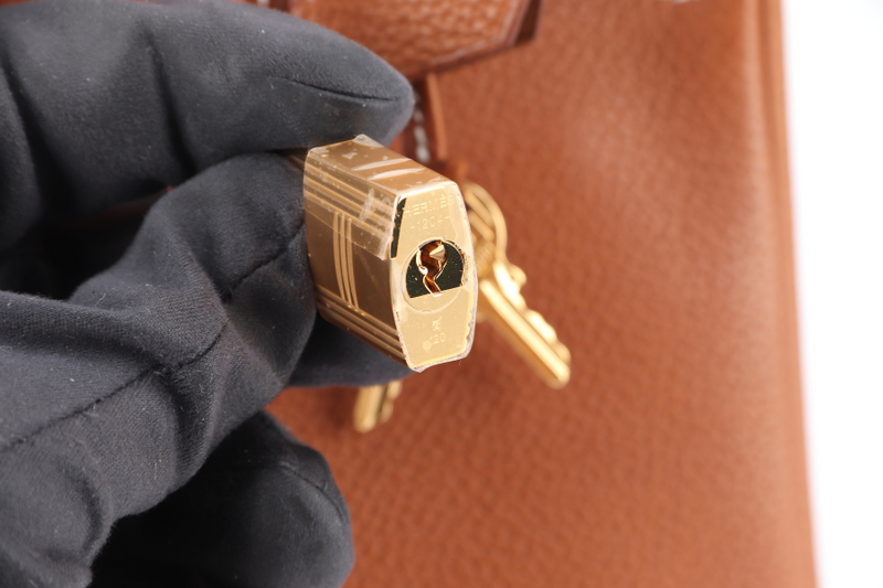 HERMES BIRKIN 25 FAUVE BARENIA FAUBOURG LEATHER STAMP K (YEAR 2025) GOLD HARDWARE WITH LOCK & KEYS, DUST COVER AND BOX