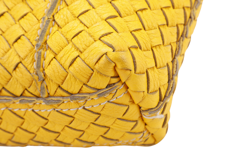 BOTTEGA VENETA VIVO CERVO INTRECCIATO BAG YELLOW LEATHER WITH GREY ANCHOR LINKS WITH LEATHER STRAPS AND DUST COVER