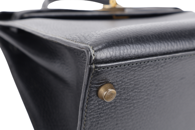 HERMES KELLY SELLIER 35 STAMP T CIRCLE (YEAR 1990) NOIR ARDENNES LEATHER GOLD HARDWARE WITH STRAPS, PADLOCK&KEYS AND DUST COVER