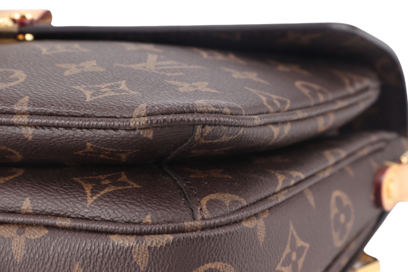 LOUIS VUITTON M44875 POCHETTE METIS MONOGRAM CANVAS GOLD HARDWARE WITH DUST COVER AND STRAPS