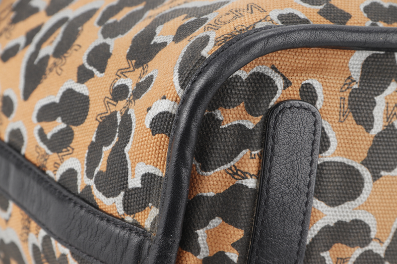MCM VISETOS REVERSIBLE TOTE BAG MEDIUM LEOPARD LEATHER GOLD HARDWARE NO DUST COVER