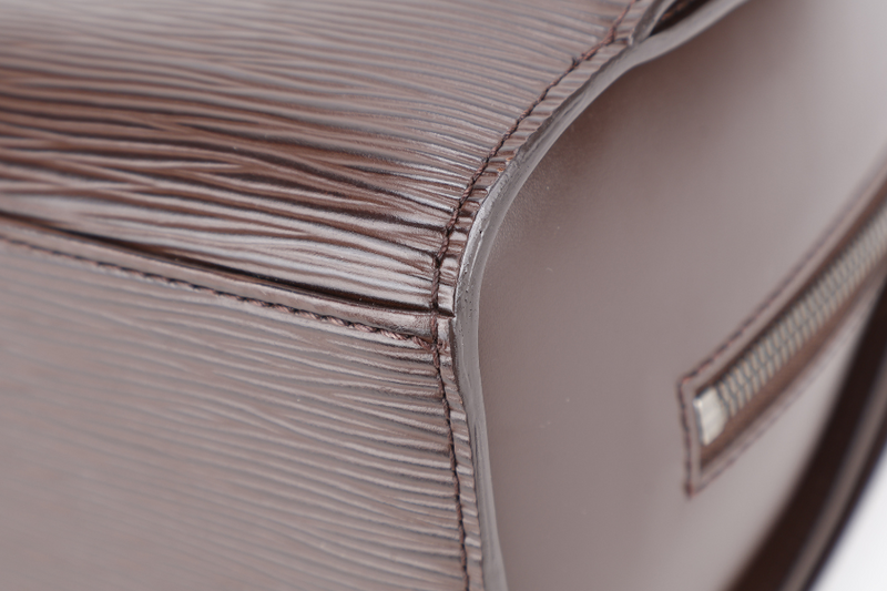 LOUIS VUITTON POINT-NEUF DARK BROWN EPI LEATHER SILVER HARDWARE NO DUST COVER