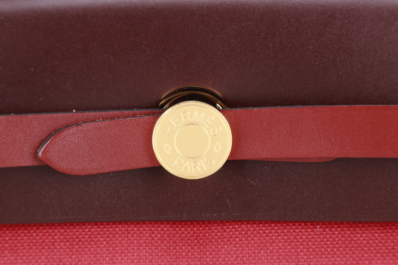 HERMES HERBAG 31 ROUGE CANVAS GOLD HARDWARE STAMP B (YEAR 2023) WITH LOCK &amp; KEYS AND DUST COVER