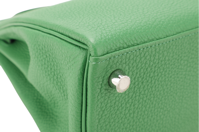 HERMES KELLY 25 STAMP Y (YEAR 2020) BAMBOO TOGO LEATHER SILVER HARDWARE WITH STRAPS, KEYS, LOCK AND DUST COVER