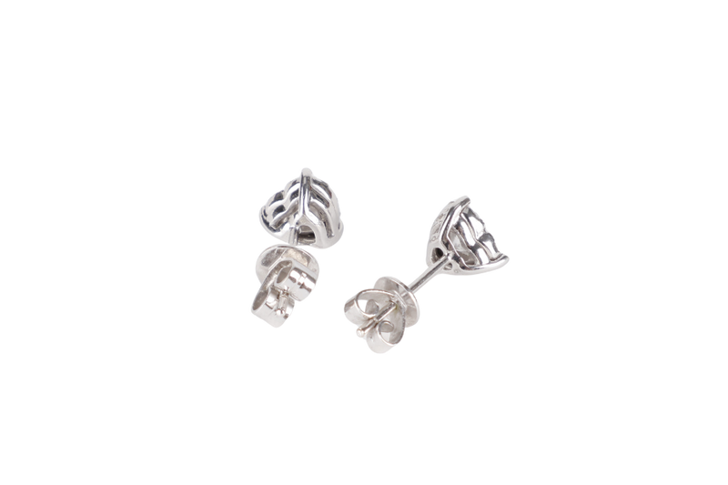 EARRING 750WG DIAMOND PAIR 2.2GM