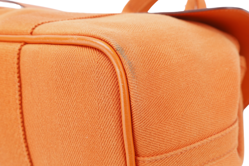 HERMES VALPARAISO PM STAMP M SQUARE (YEAR 2009) ORANGE SWIFT LEATHER NO DUST COVER