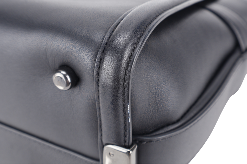 COACH SWAGGER 27 BLACK LEATHER SILVER HARDWARE WITH DUST COVER