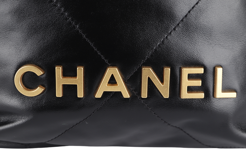 CHANEL 22 MINI (LHKxxxx) BLACK CALF LEATHER GOLD HARDWARE WITH DUST COVER AND BOX