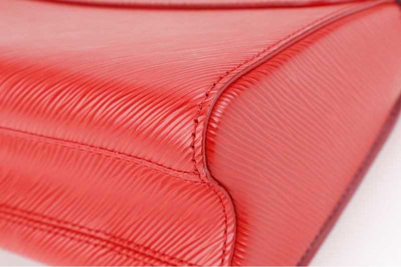 LOUIS VUITTON M50523 TWIST MM RED MEDIUM EPI LEATHER SILVER HARDWARE WITH DUST COVER