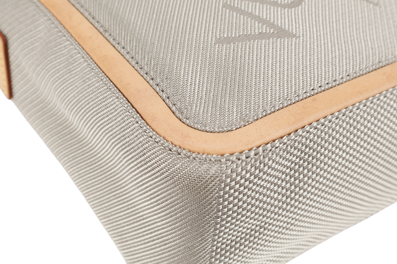 LOUIS VUITTON CITADIN PM MESSENGER TERRE DAMIER GEANT CANVAS SILVER HARDWARE WITH DUST COVER