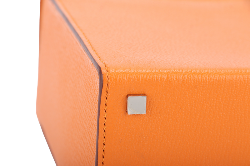 HERMES CINHETIC APRICOT COLOR CHEVRE LEATHER SILVER HARDWARE STAMP C (YEAR 2018) WITH DUST COVER