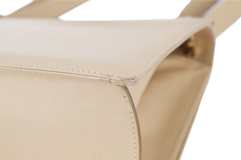 SALVATORE FERRAGAMO GANCINI SHOULDER BAG BEIGE LEATHER GOLD HARDWARE WITH DUST COVER