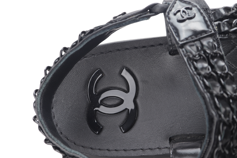 CHANEL DAO SANDALS EU SIZE 38 WITH DUST COVER AND BOX