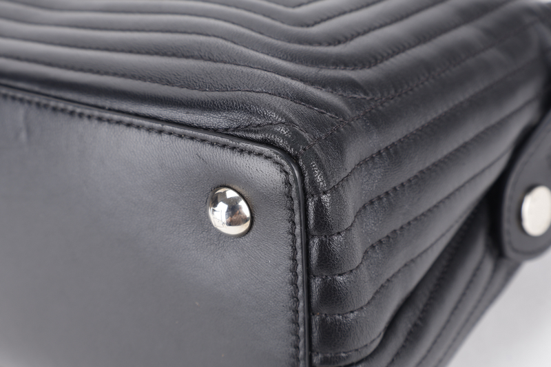 FENDI DOT COM BAG BLACK CALF LEATHER SILVER HARDWARE WITH DUST COVER