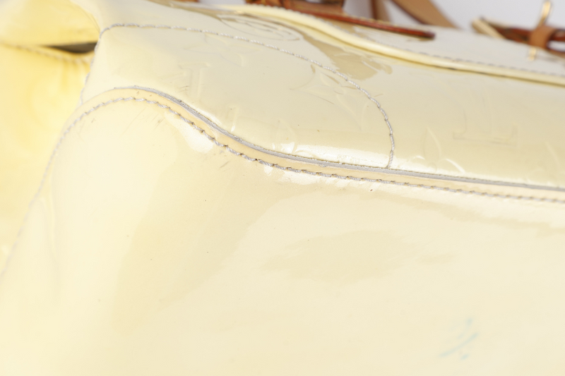 LOUIS VUITTON M93508 ROSEWOOD AVENUE PERLE VERNIS SHOULDER BAG WITH DUST COVER