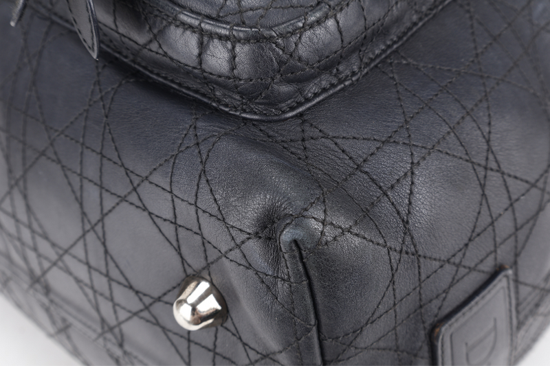 CHRISTIAN DIOR SHOULDER BAG (03-BM-1014) BLACK CANNAGE PATTERNED LEATHER SILVER HARDWARE NO DUST COVER