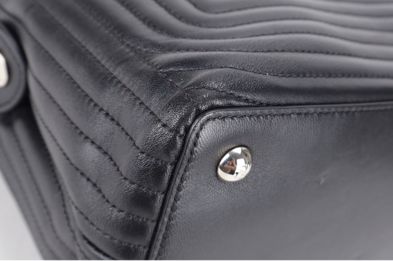 FENDI DOT COM BAG BLACK CALF LEATHER SILVER HARDWARE WITH DUST COVER