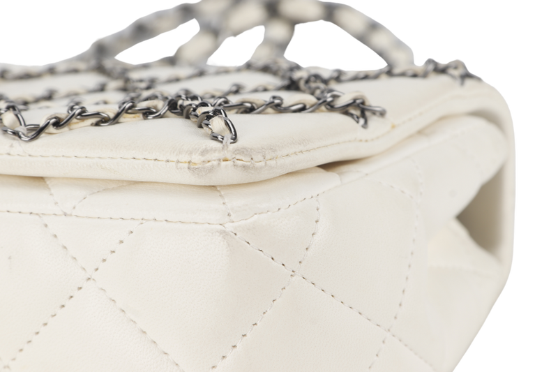 CHANEL QUILTING ENCHAINED FLAP BAG (1968xxxx) WHITE LAMBSKIN LEATHER SILVER HARDWARE WITH CARD, DUST COVER AND BOX