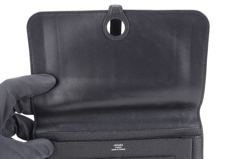HERMES DOGON DUO WALLET STAMP O SQUARE (YEAR 2011) NOIR TOGO LEATHER SILVER HARDWARE WITH BOX