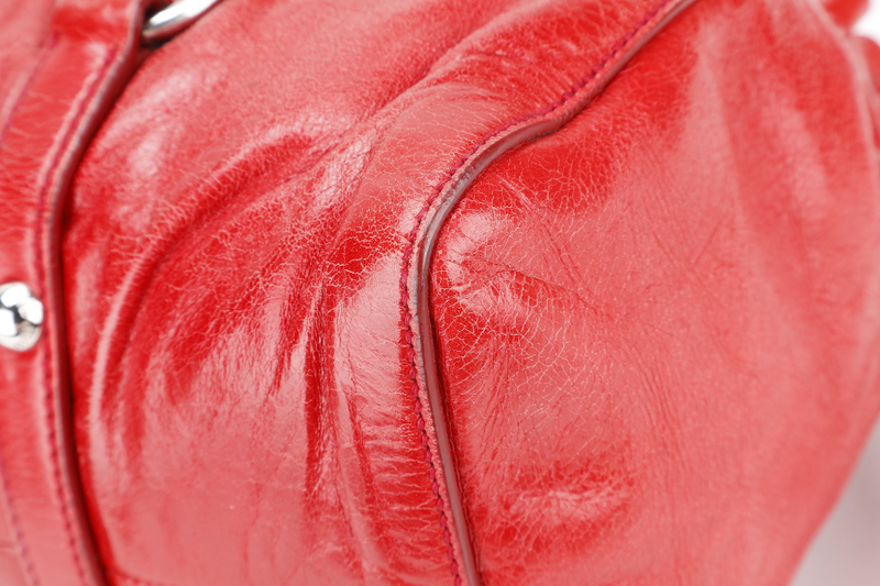 MIU MIU BAULETTO VITELLO LUX ROSSO RED LEATHER SILVER HARDWARE WITH STRAPS AND DUST COVER