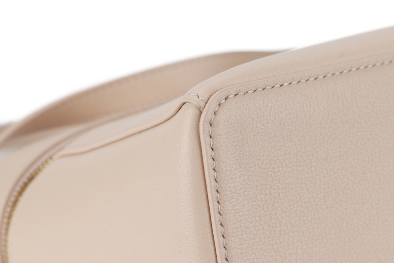 LORO PIANA EXTRA POCKET L27 CREAMED HONEY & SUN GOLD (AO1H) WITH DUST COVER, KEYS AND LOCK