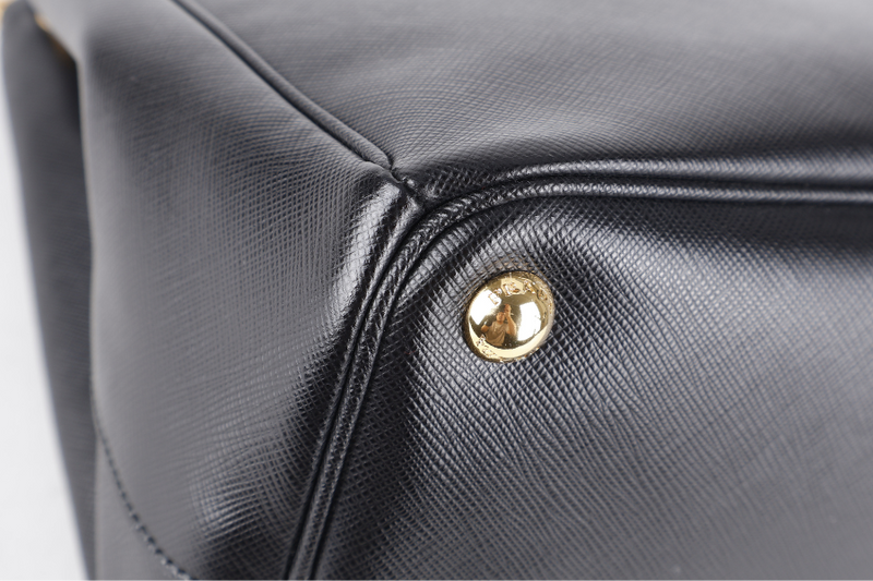 PRADA BN1786 DOUBLE ZIP TOTE BAG BLACK SAFFIANO LUX LEATHER GOLD HARDWARE WITH DUST COVER AND CARD