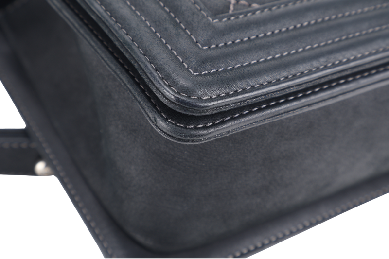 CHANEL LE BOY (2111xxxx) NEW MEDIUM BLACK LAMBSKIN RUTHENIUM HARDWARE WITH CARD AND DUST COVER