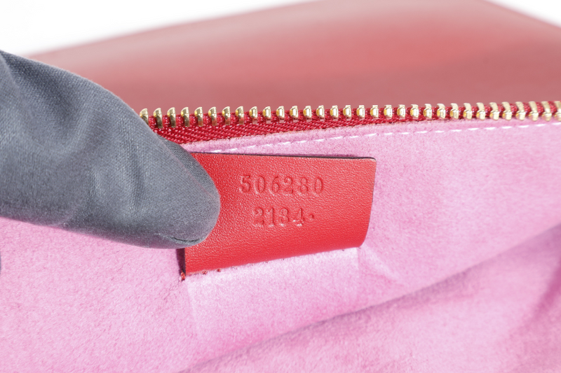 GUCCI BOSCO GG SUPREME CANVAS CLUTCH BAG, PINK, BEIGE AND RED WITH DUST COVER AND BOX