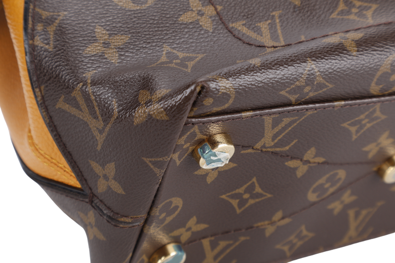 LOUIS VUITTON MAJESTUEUX PM BAG (MONOGRAM x OSTRICH x LIZARD) WITH DUST COVER